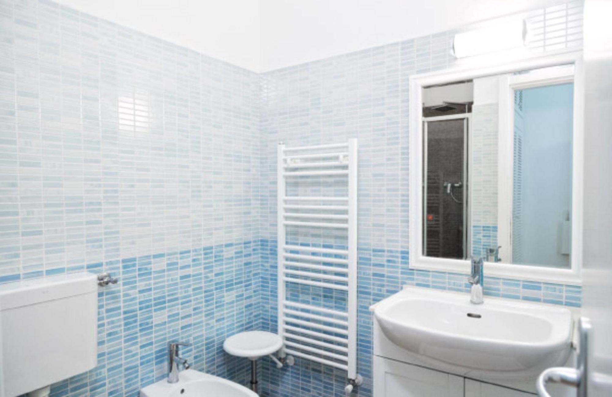 Bed And Breakfast Bagno Venezia Marina Di Carrara Exteriör bild