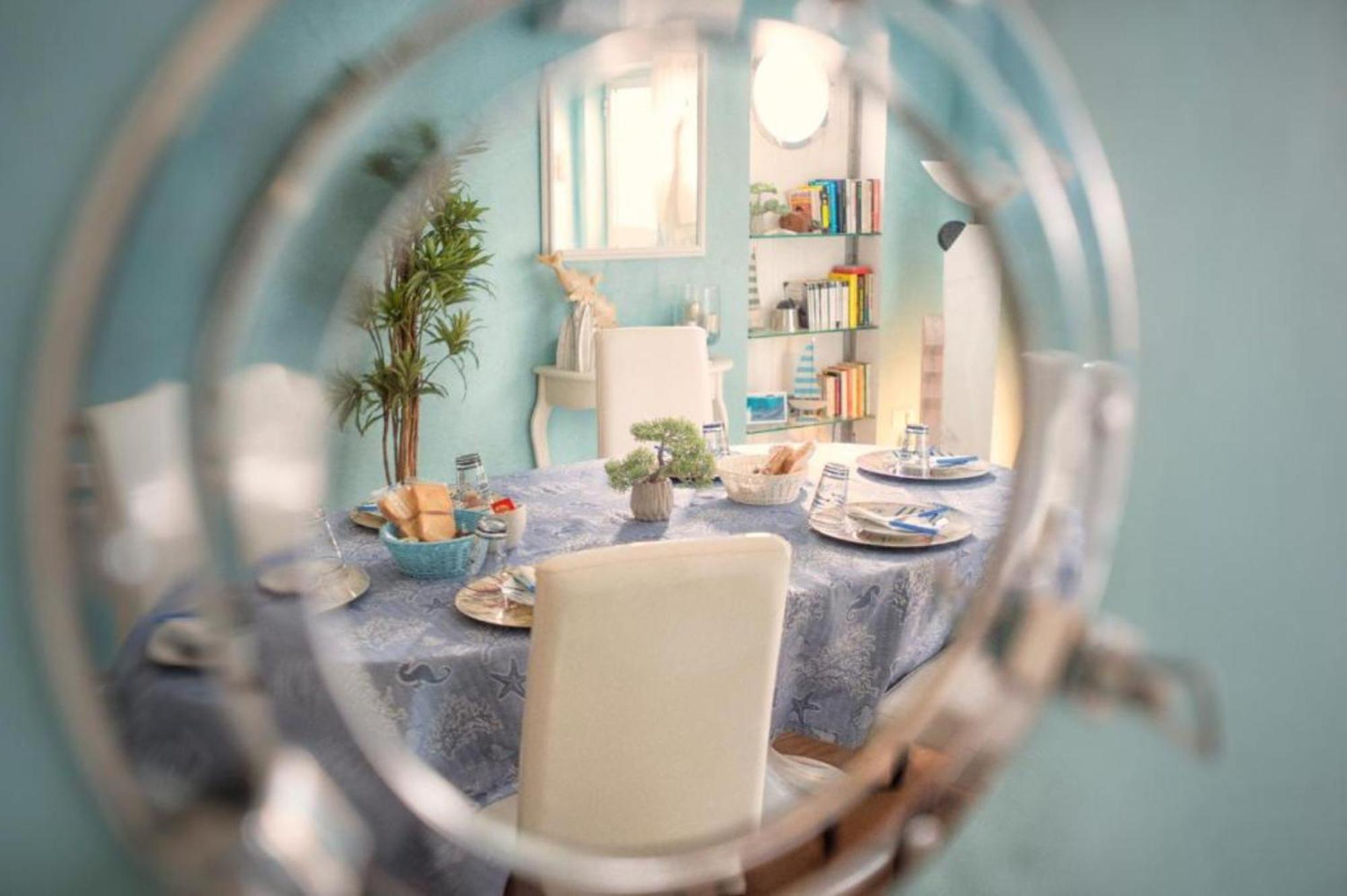 Bed And Breakfast Bagno Venezia Marina Di Carrara Exteriör bild