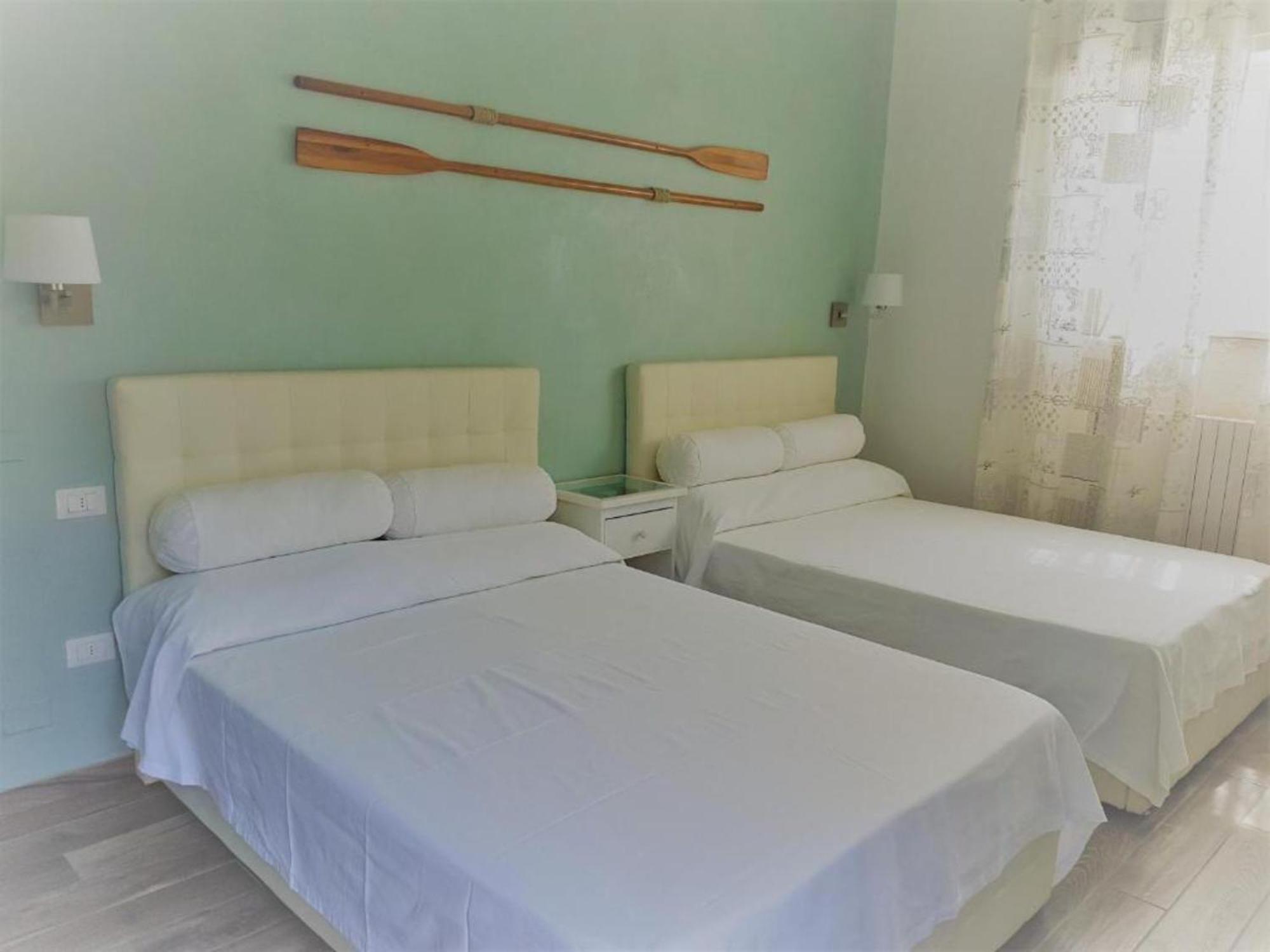 Bed And Breakfast Bagno Venezia Marina Di Carrara Exteriör bild
